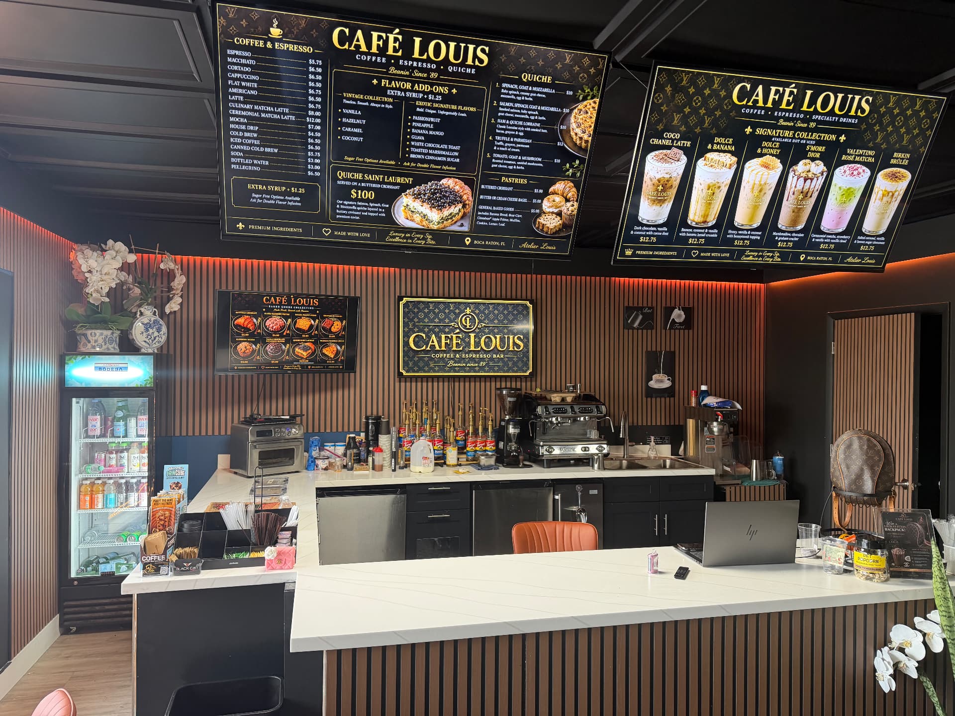 Café Louis photo 16